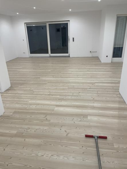 Fertiger Parkettboden